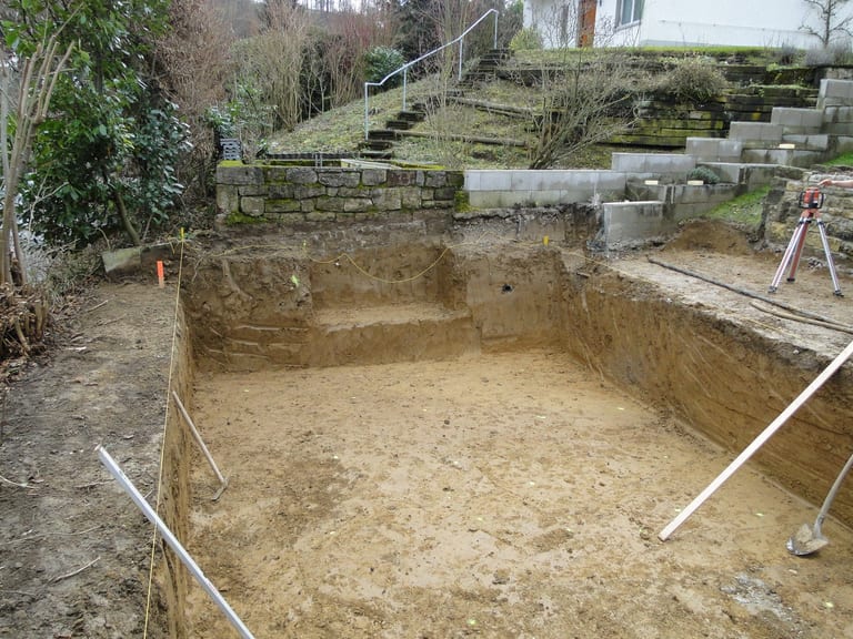 Pool Aushub im 16. Bezirk Ottakring in Wien